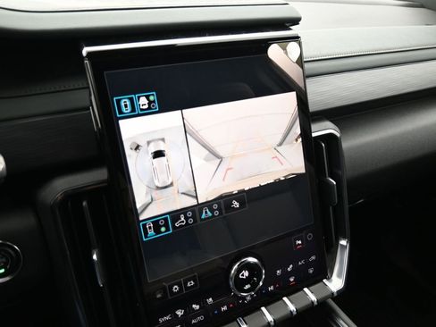 New 2026 GMC Acadia AT4 image 12