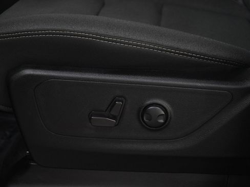 Used 2023 RAM 1500 Big Horn AWD/4WD image 21