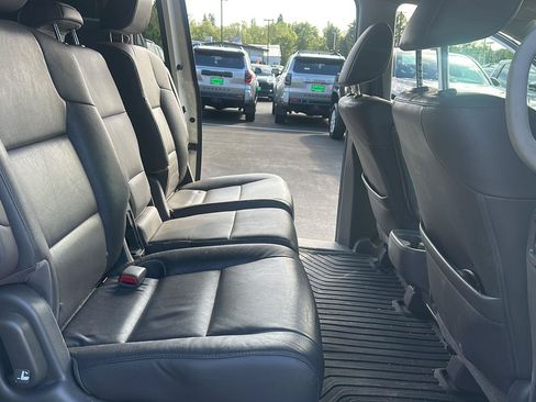 Used 2016 Honda Odyssey Touring Elite image 12