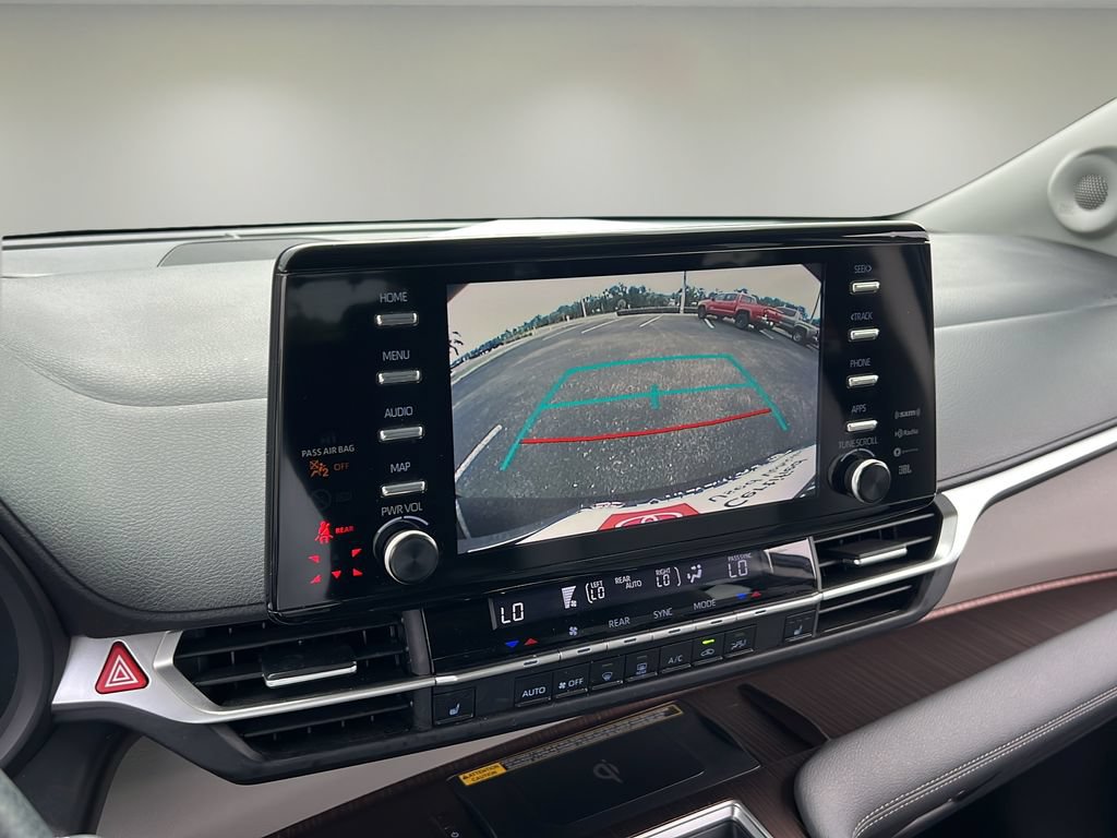 Certified 2024 Toyota Sienna XLE AWD/4WD image 26