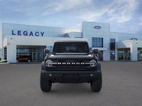 New 2026 Ford Bronco Outer Banks image 6
