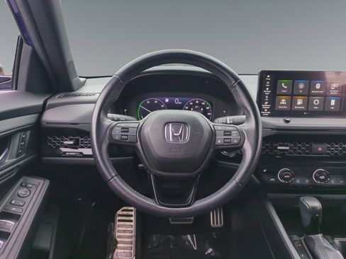 Used 2024 Honda Accord Sport image 12