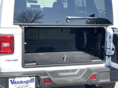 Used 2022 Jeep Wrangler Unlimited Sahara w/ Safety Group image 30