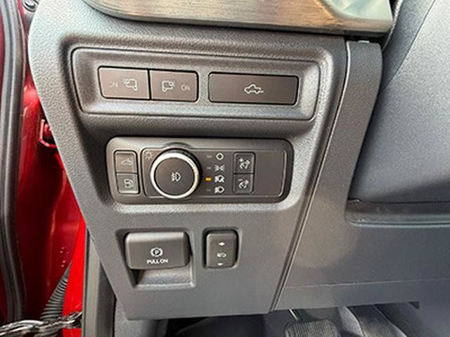 Used 2022 Ford F150 Lariat w/ Equipment Group 502A High AWD/4WD image 25