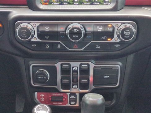 Used 2022 Jeep Gladiator Rubicon w/ LED Lighting Group image 15