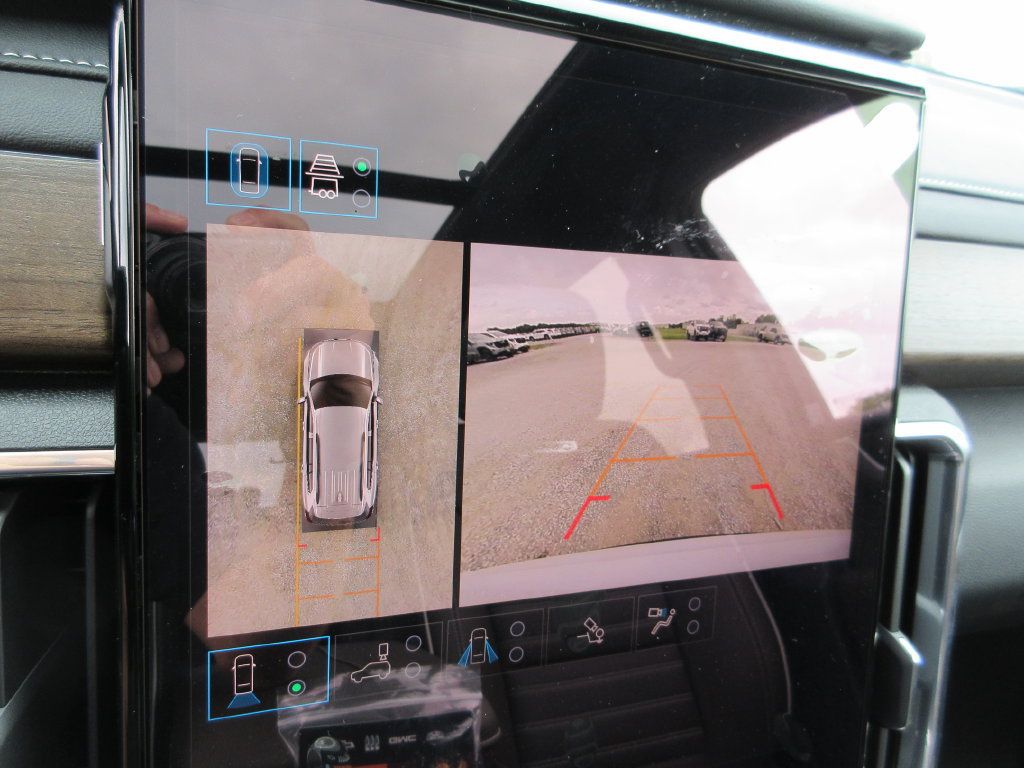 New 2027 GMC Acadia Denali Ultimate AWD/4WD image 18