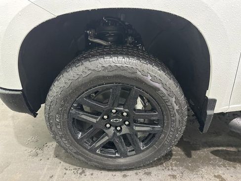 Certified 2026 Chevrolet Silverado 1500 LT Trail Boss w/ Convenience Package II image 9