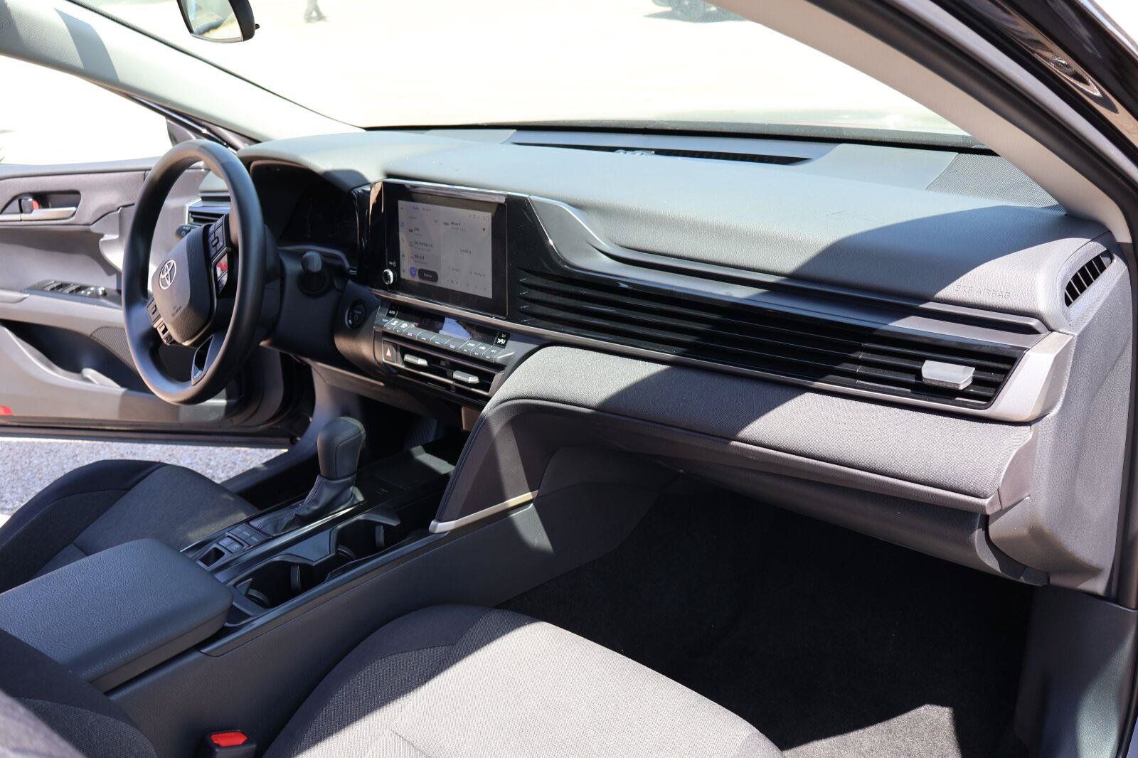 Used 2026 Toyota Camry LE FWD image 17