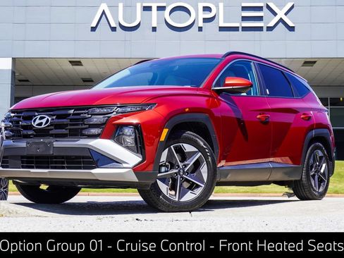 Used 2025 Hyundai Tucson SEL FWD image 1