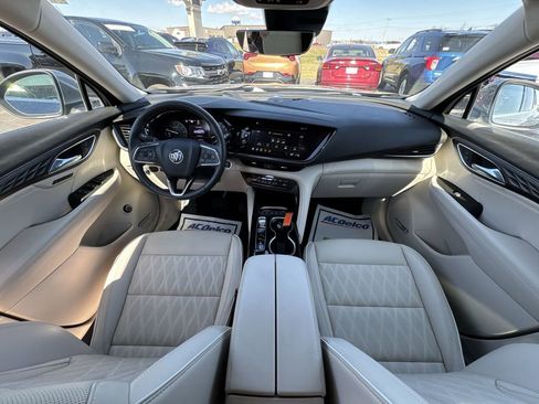 Used 2023 Buick Envision Avenir image 21
