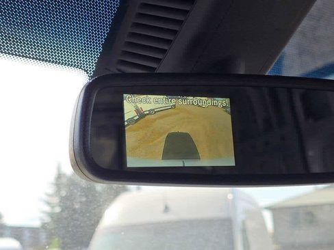 Used 2025 Mercedes-Benz Sprinter 2500 image 33