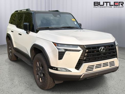 Used 2025 Lexus GX 550 AWD/4WD image 5