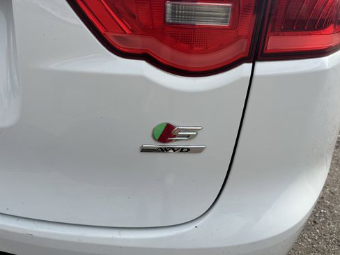 Used 2017 Jaguar F-PACE S image 5