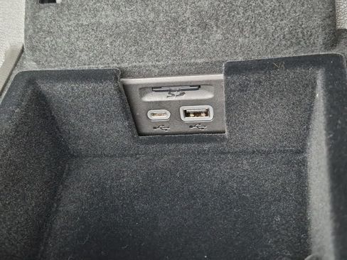Used 2024 Cadillac XT5 Premium Luxury w/ LPO, Floor Liner Package AWD/4WD image 32