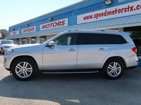 Used 2014 Mercedes-Benz GL 350 BlueTEC 4MATIC image 3