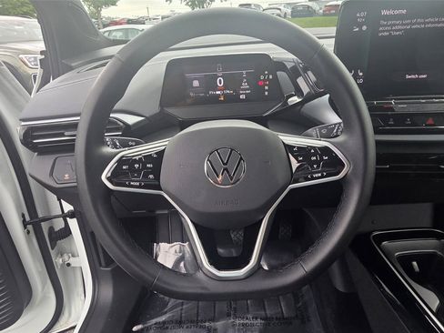 Certified 2023 Volkswagen ID.4 Pro AWD/4WD image 17