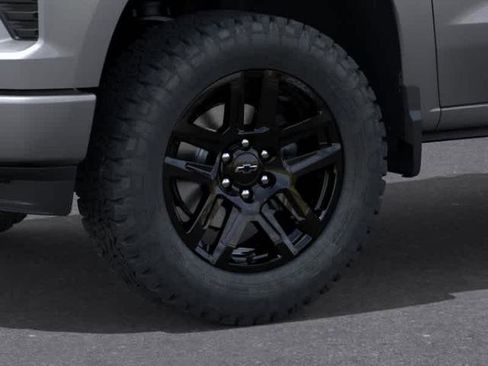 New 2026 Chevrolet Silverado 1500 Custom AWD/4WD image 9