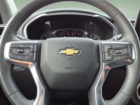 Used 2023 Chevrolet Blazer LT w/ Convenience Package FWD image 25