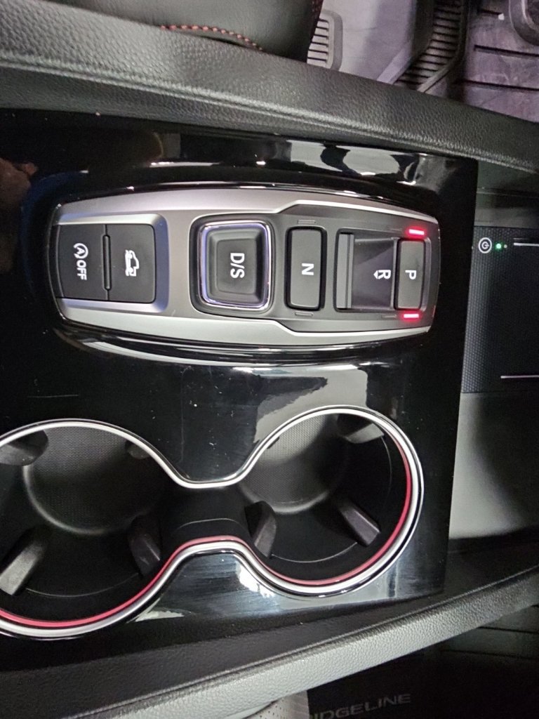 Used 2025 Honda Ridgeline Black Edition image 22
