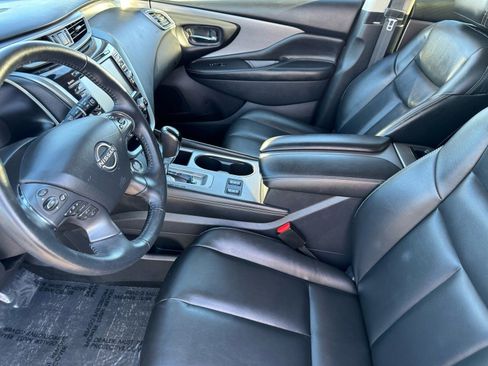 Used 2023 Nissan Murano SV image 18