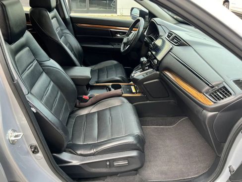Used 2020 Honda CR-V Touring image 8