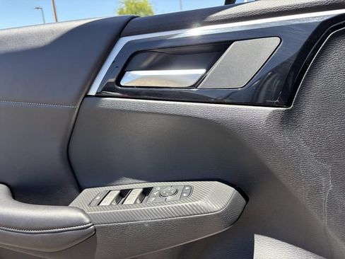 New 2026 Mitsubishi Outlander SE FWD image 16