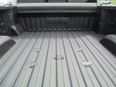 New 2026 GMC Sierra 2500 AT4X AWD/4WD image 6
