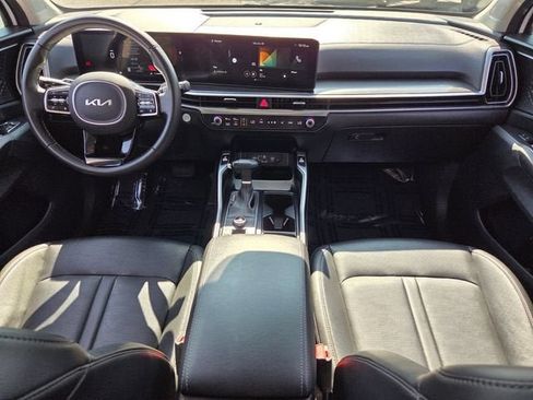 Used 2024 Kia Sorento S AWD/4WD image 12