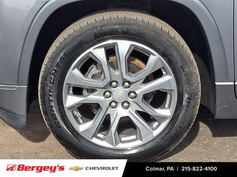 Used 2020 Chevrolet Traverse Premier w/ LPO, Floor Liner Package AWD/4WD image 10