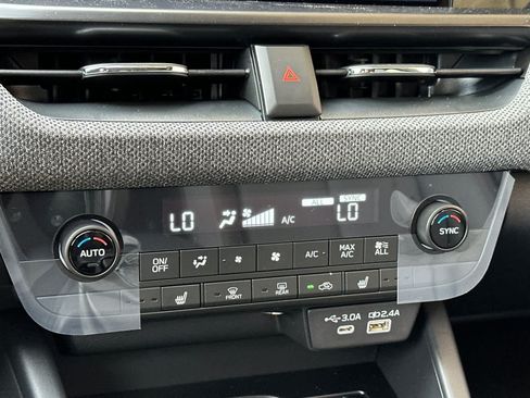 New 2026 Subaru Outback Limited AWD/4WD image 24