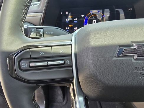 New 2026 Chevrolet Colorado ZR2 w/ Technology Package AWD/4WD image 26