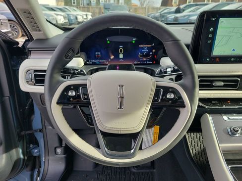 New 2026 Lincoln Aviator AWD image 23