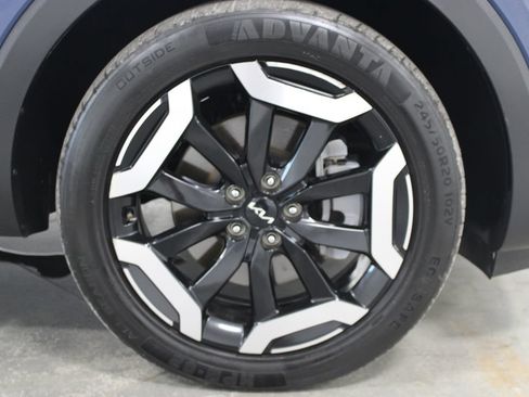 Used 2025 Kia Telluride S FWD image 45