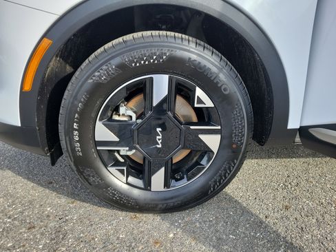 Used 2026 Kia Sportage LX w/ LX Convenience Package image 12