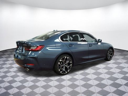 Used 2025 BMW 330i xDrive Sedan image 8