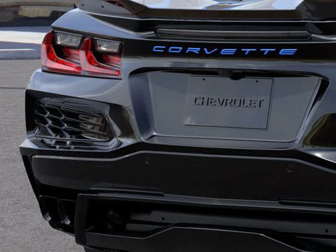 New 2025 Chevrolet Corvette E-Ray image 14