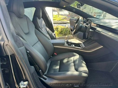 Used 2025 Tesla Model S AWD/4WD image 21