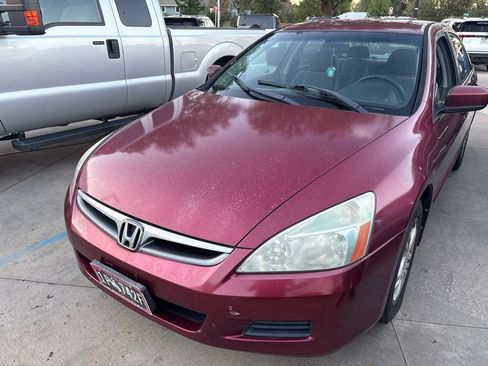 Used 2006 Honda Accord SE image 2