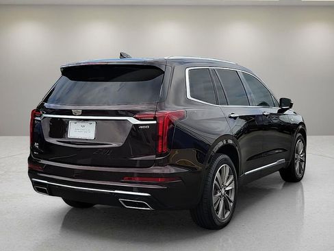 Used 2021 Cadillac XT6 Premium Luxury w/ Platinum Package AWD/4WD image 5
