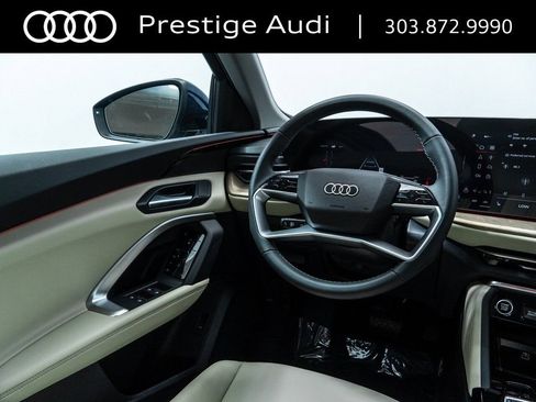 Used 2025 Audi Q5 Premium w/ Convenience Package image 21