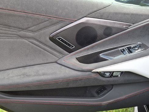 Used 2023 Chevrolet Corvette Z06 image 11
