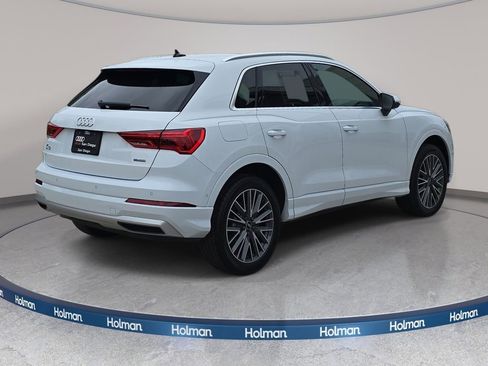 Used 2021 Audi Q3 2.0T Premium Plus w/ Premium Plus Package AWD/4WD image 6
