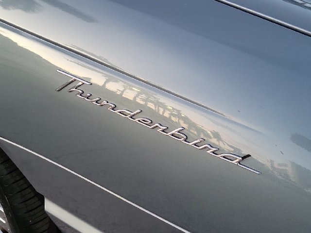Used 2005 Ford Thunderbird RWD image 6