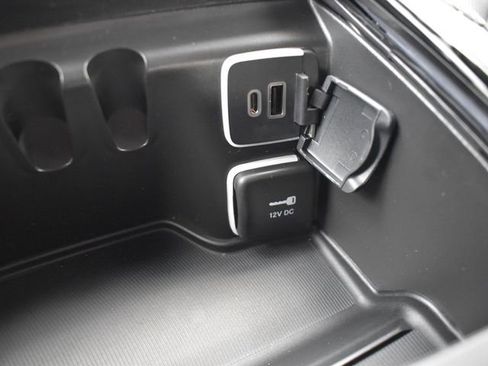 New 2026 Chrysler Pacifica Limited image 42