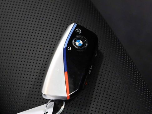 Used 2024 BMW X5 xDrive40i w/ M Sport Package image 41