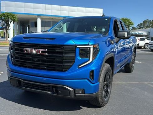 Used 2023 GMC Sierra 1500 Elevation w/ Preferred Package image 1