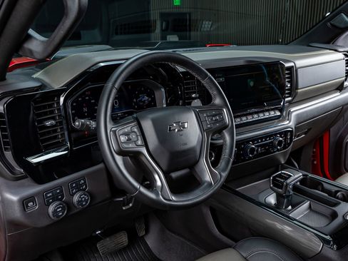 Used 2024 Chevrolet Silverado 1500 ZR2 w/ ZR2 Bison Edition image 14