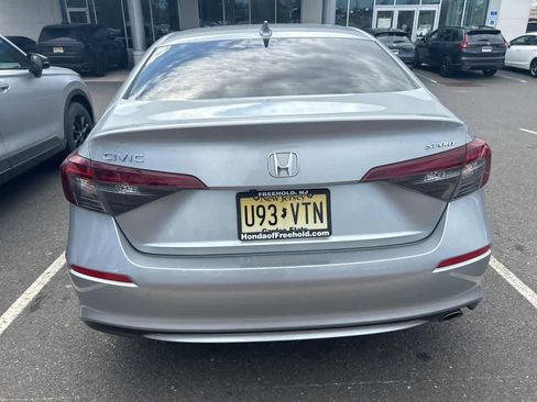 Used 2025 Honda Civic Sport image 9