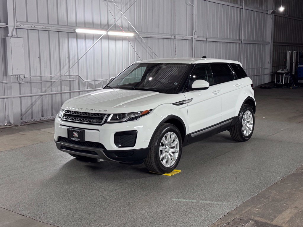 Used 2019 Land Rover Range Rover Evoque AWD/4WD image 1