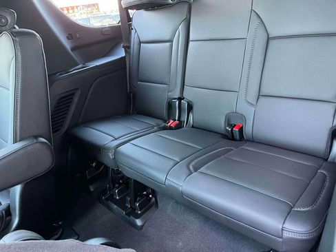 Certified 2026 GMC Yukon Denali w/ Sun & Power Step Package image 17
